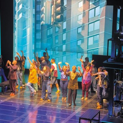 閑散期のNYブロードウェイミュージカルに人気歌手NE-YOが登場